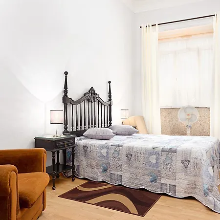 Almada Gasthuis 2*